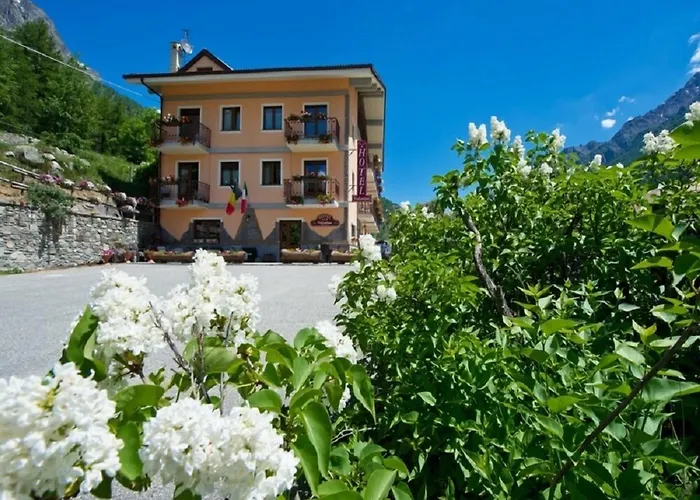 מלון Valentino 2*